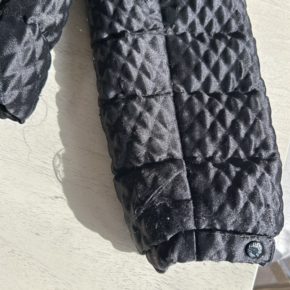 Moncler Genuine Down Black Puffer Jacket - Picture 13 of 16